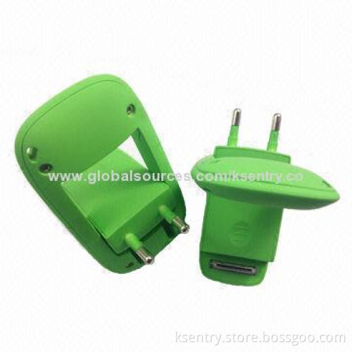 2014 New Designed Portable Flip Wall Stand Charger with Keychain